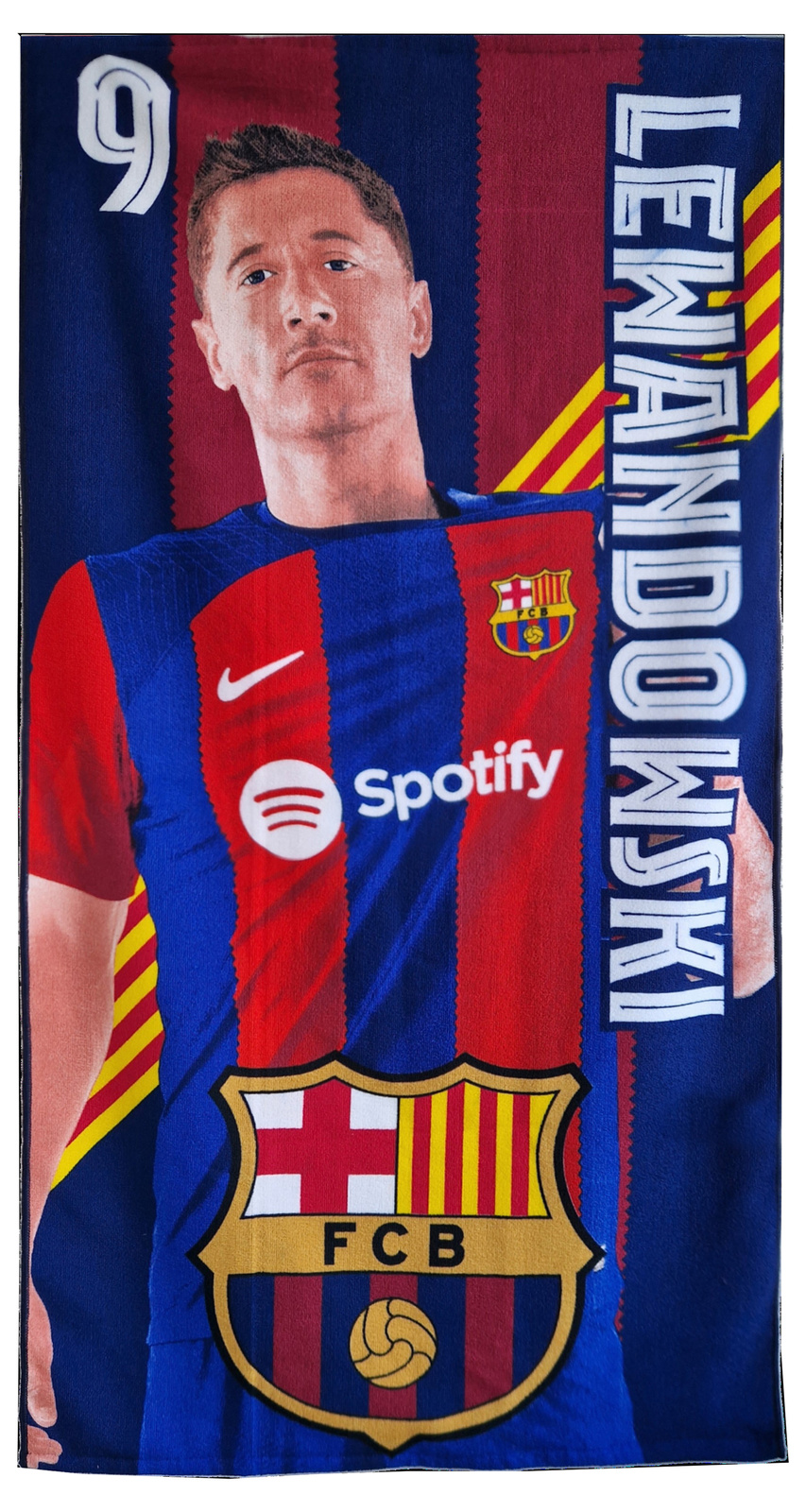 ręcznik lekki szybkoschnący 140 x 70 Real Madryt Geo oficjalny pol_pl_recznik-140-x-70-Liverpool-FC-This-is-Anfield-oficjalny-398_2